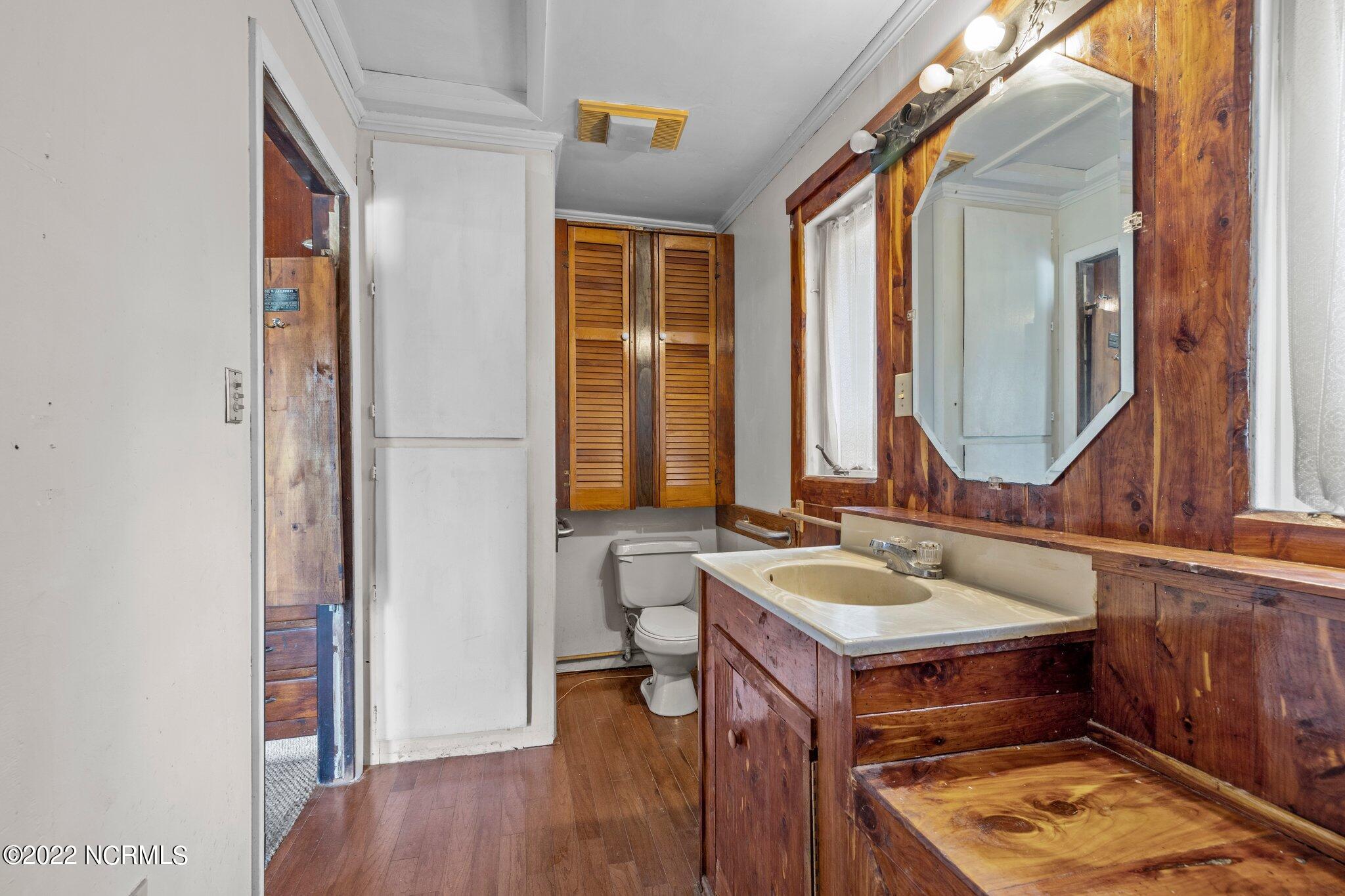 245 Old Winberry Road Newport, NC 28570 - Photo 16 of 22 Master Bathroom