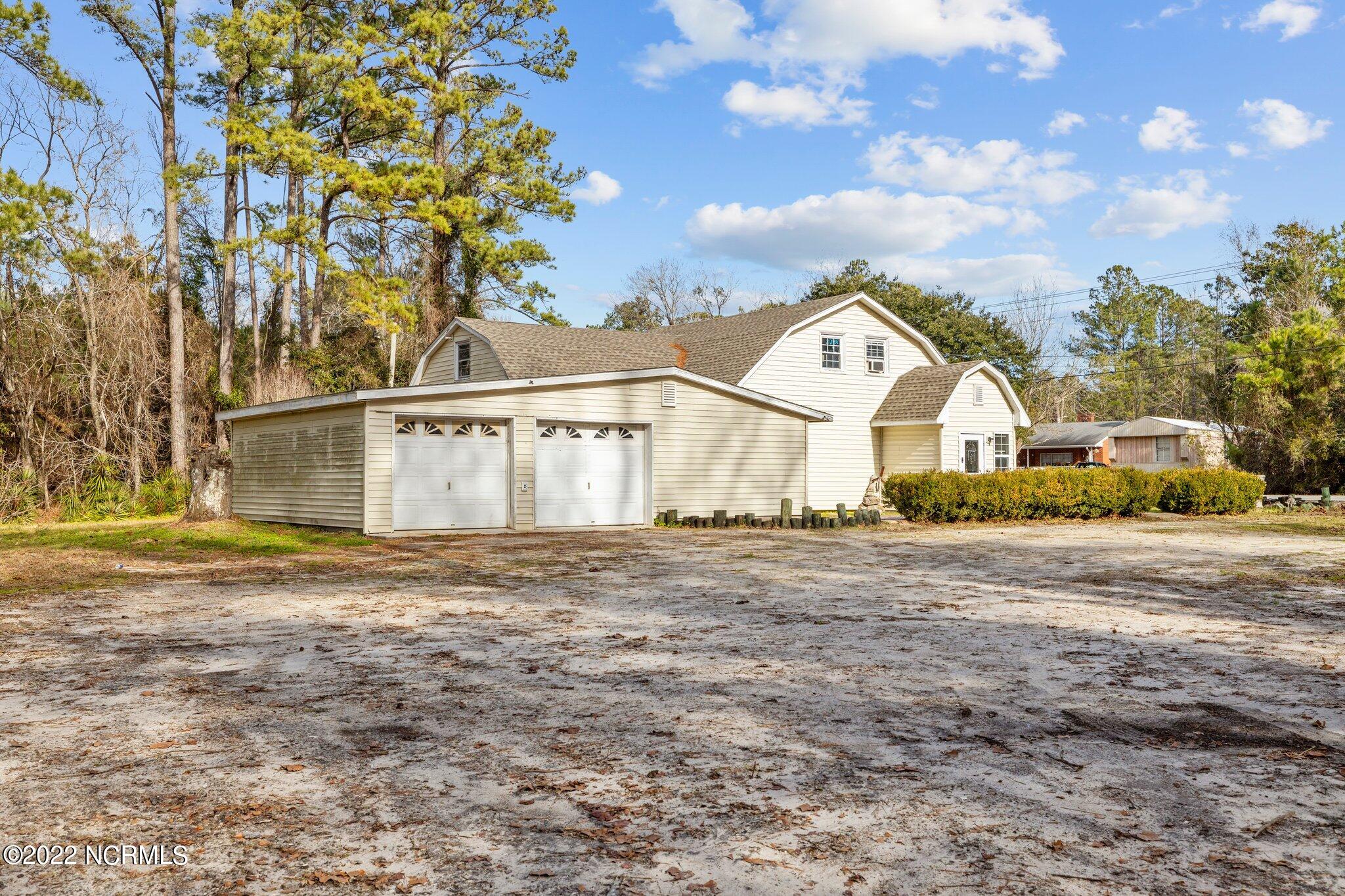 245 Old Winberry Road Newport, NC 28570 - Photo 2 of 22 Large Lot
