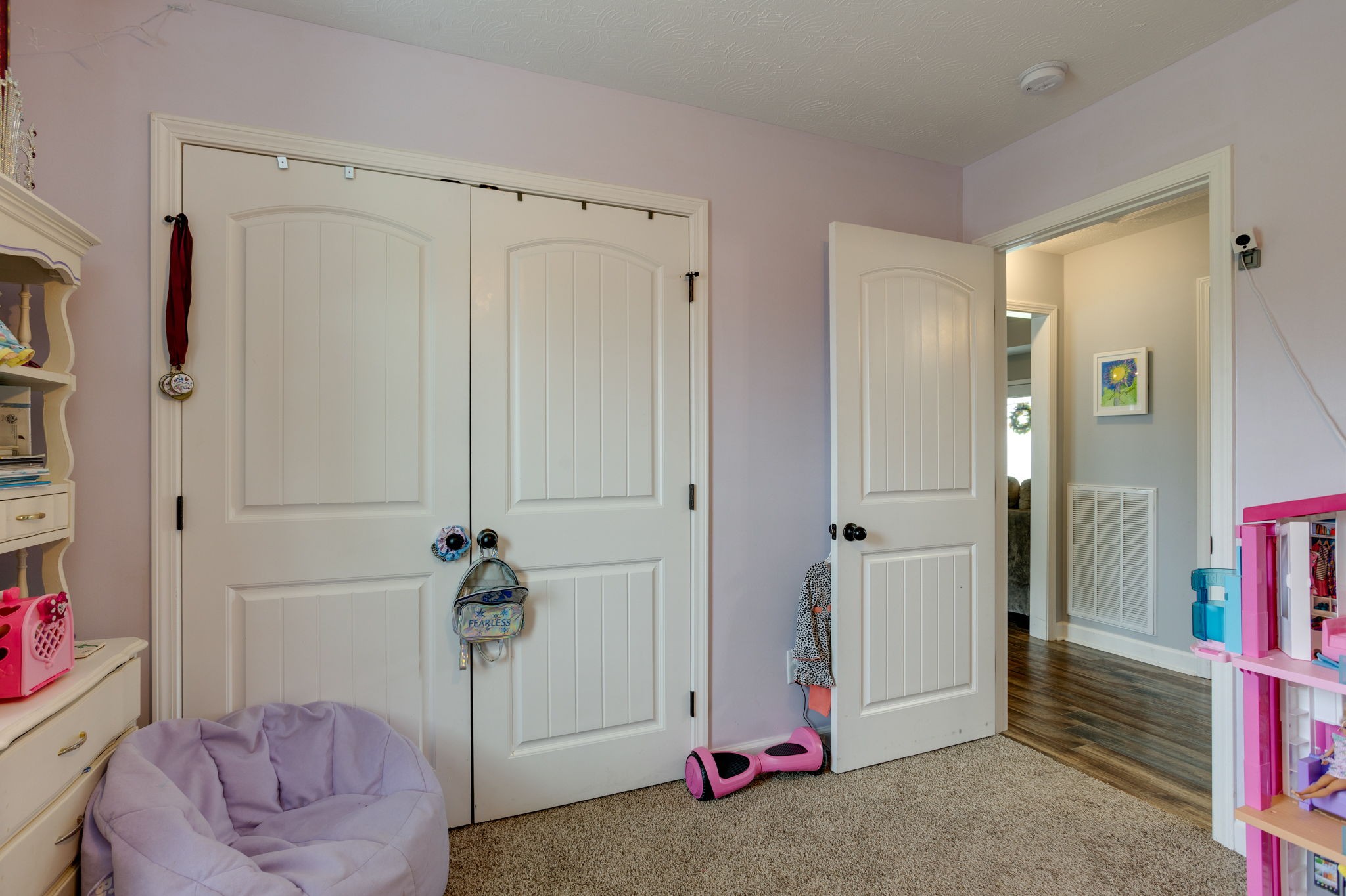 330 Tom Ferrell Road Portland, TN 37148 - Photo 21 of 29 a view of a livingroom with furniture and a hallway