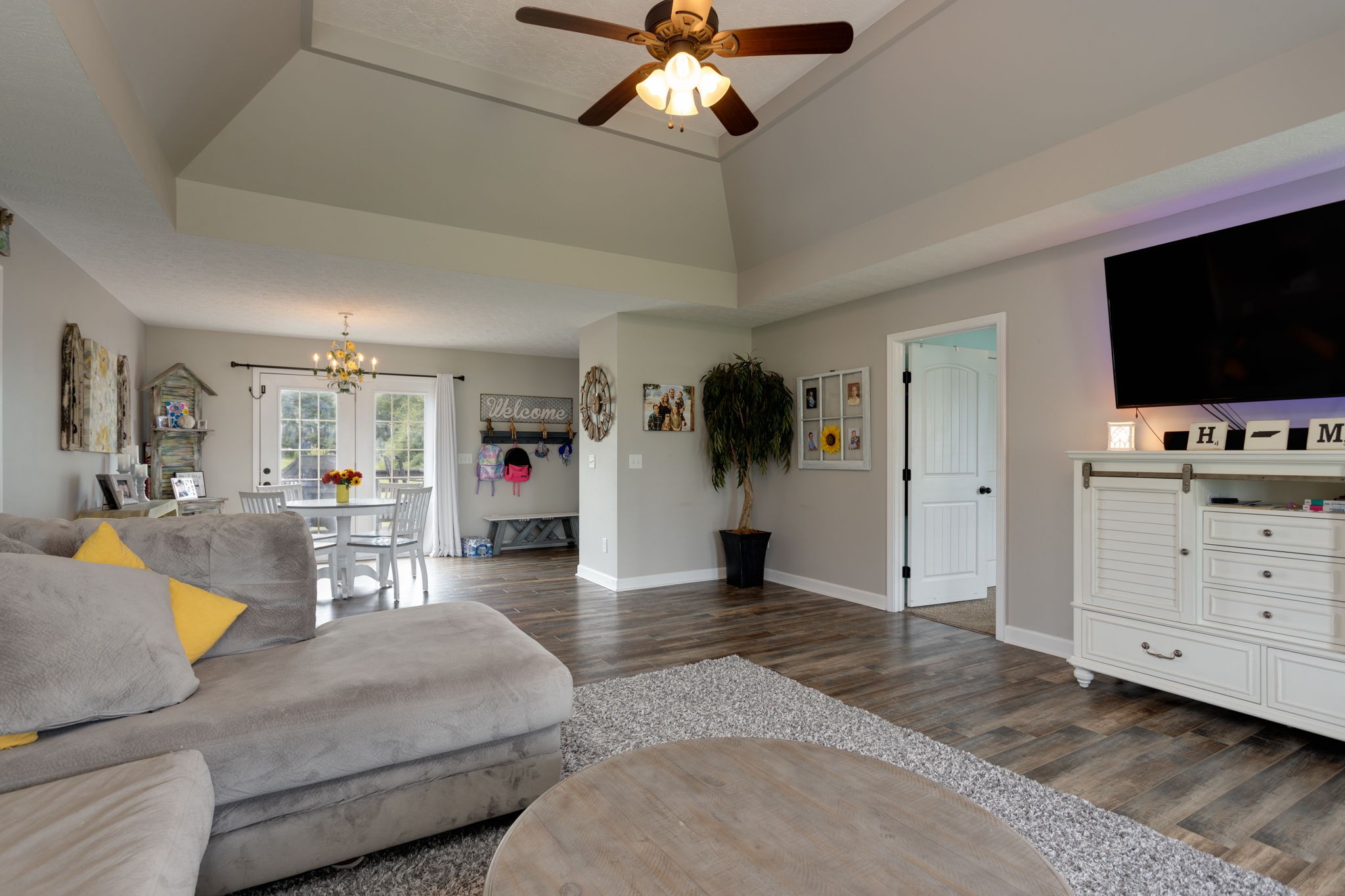 330 Tom Ferrell Road Portland, TN 37148 - Photo 8 of 29 a living room with furniture and a flat screen tv