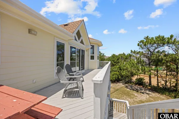 $829,000 | 1079 Whalehead Drive, Unit 31, Corolla, NC 27927