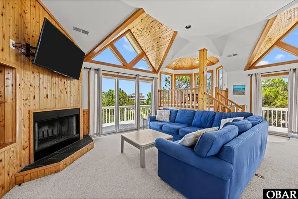 $829,000 | 1079 Whalehead Drive, Unit 31, Corolla, NC 27927