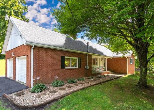 224 Shenango Road Beaver Falls, PA 15010 - Photo 1 of 24 Gallery Image 1