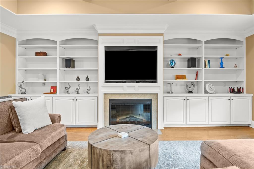 6303 Nesting Way Oak Ridge, NC 27310 - Photo 8 of 47