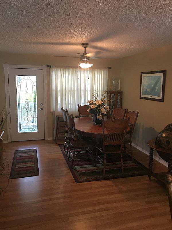 177 Mountain Cove Road Whitwell, TN 37397 - Photo 10 of 17 Mountain Cove dining room