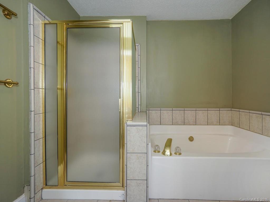 1239 Torrence Circle, Unit 1239 Davidson, NC 28036 - Photo 14 of 21