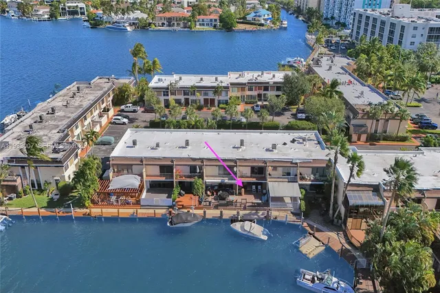 $775,000 | 16478 Northeast 27th Place, Unit 34, North Miami Beach, FL 33160