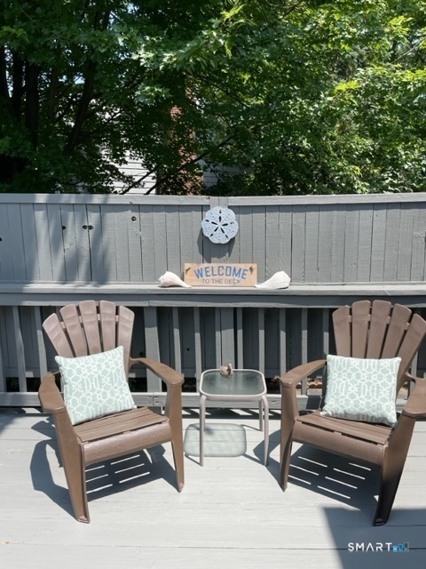 402 Riverside Drive Fairfield, CT 06824 - Photo 6 of 28 Gallery Image 6