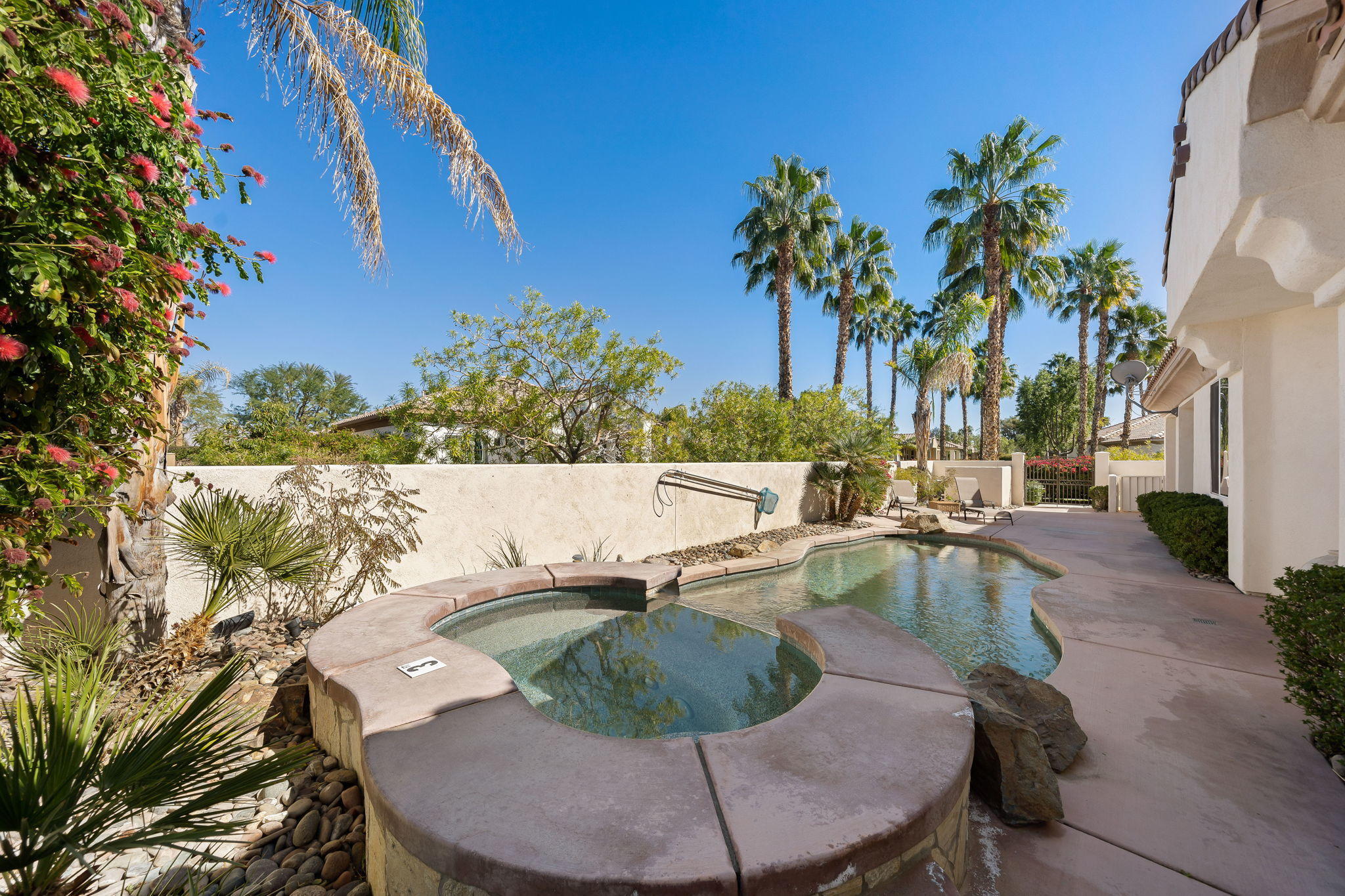 16-web-or-mls-JBLakefront0221_016