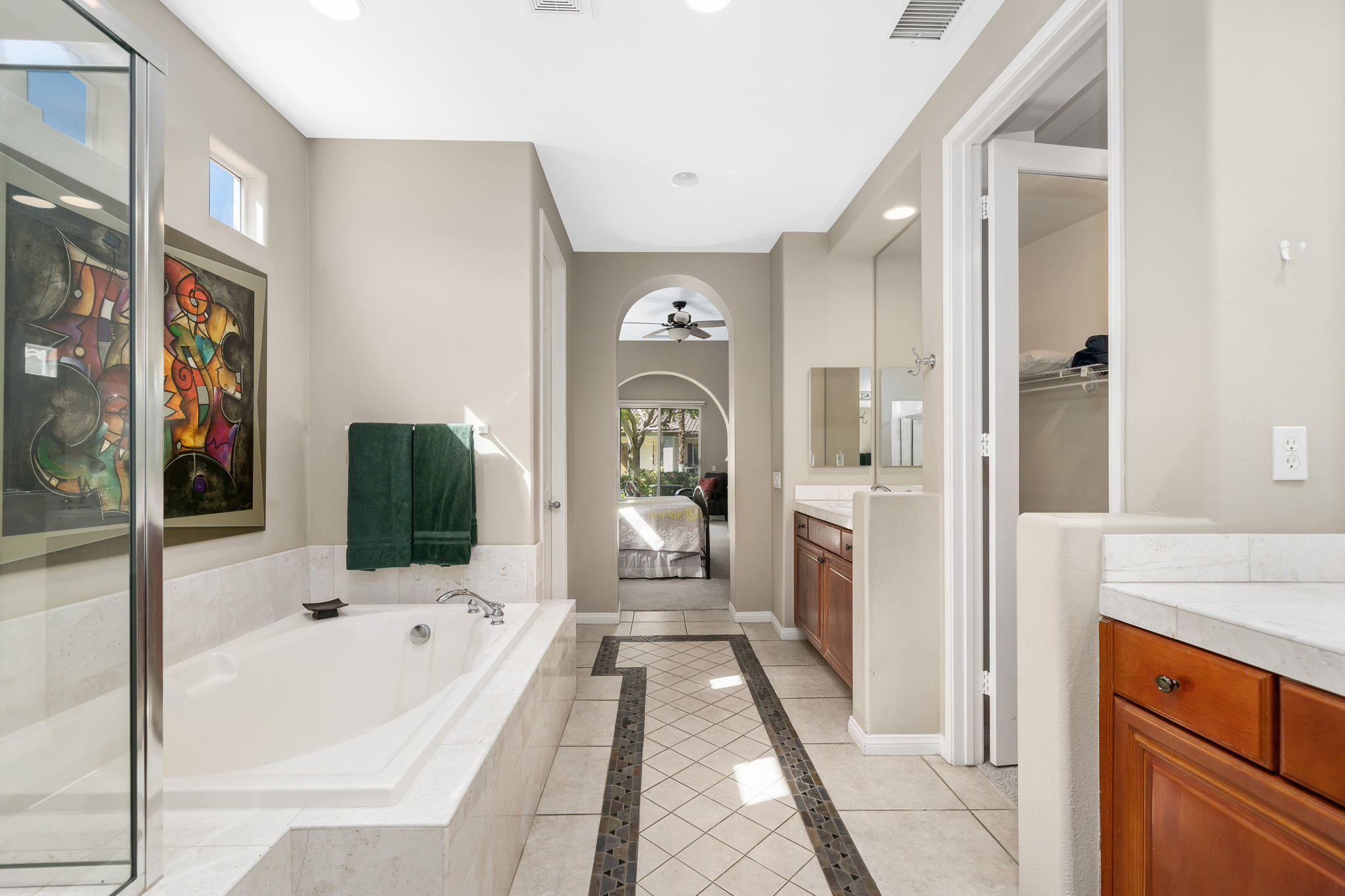 124 Lakefront Way Rancho Mirage, CA 92270 - Photo 21 of 41 42-web-or-mls-JBLakefront0221_042