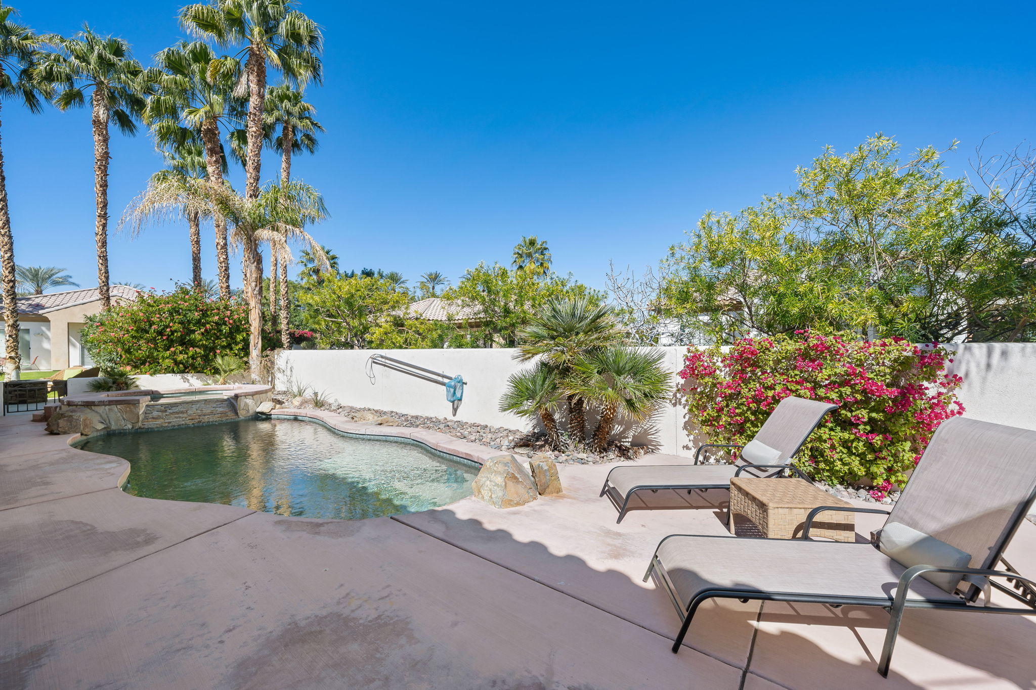 124 Lakefront Way Rancho Mirage, CA 92270 - Photo 32 of 41 13-web-or-mls-JBLakefront0221_013