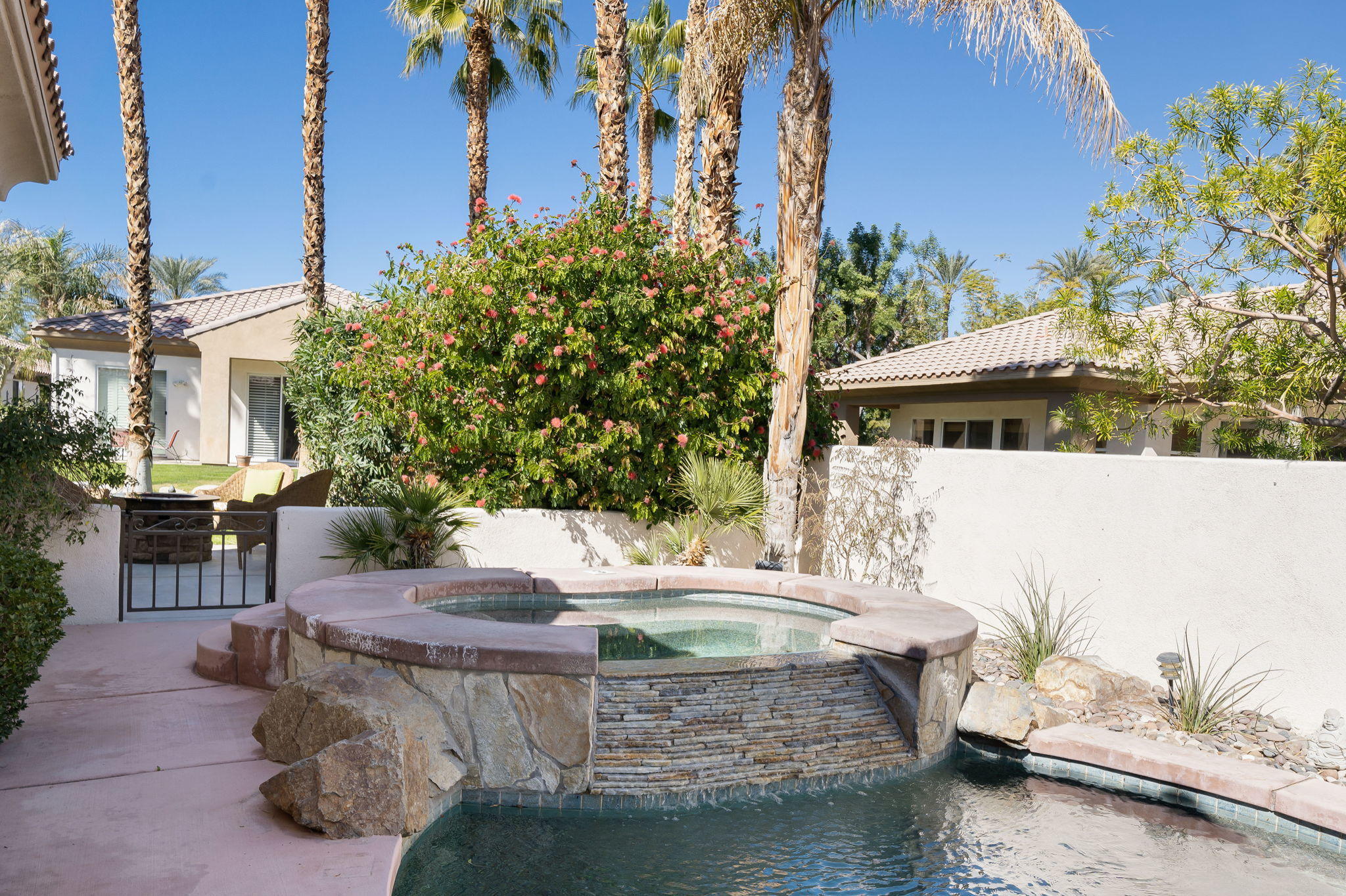124 Lakefront Way Rancho Mirage, CA 92270 - Photo 34 of 41 15-web-or-mls-JBLakefront0221_015