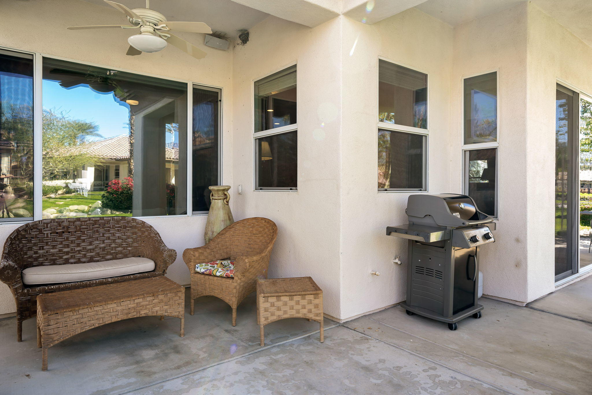 124 Lakefront Way Rancho Mirage, CA 92270 - Photo 36 of 41 19-web-or-mls-JBLakefront0221_019