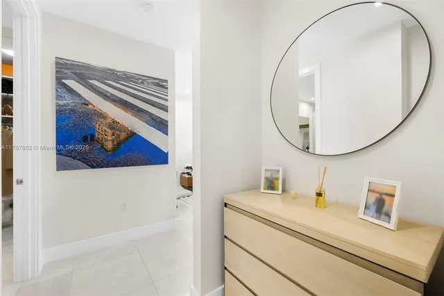 $1,575,000 | 718 Valencia Avenue, Unit 206, Coral Gables, FL 33134