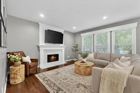 $600,000 | 13013 Bond Street, Overland Park, KS 66213