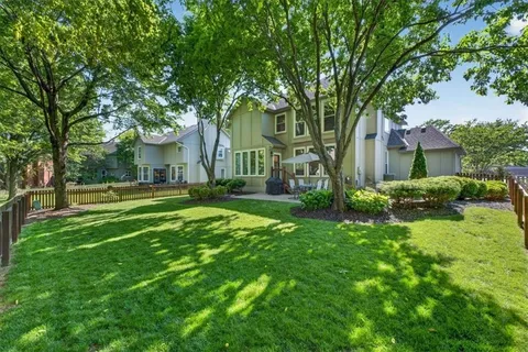$600,000 | 13013 Bond Street, Overland Park, KS 66213