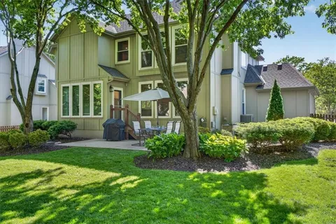 $600,000 | 13013 Bond Street, Overland Park, KS 66213