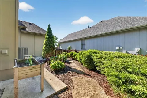 $600,000 | 13013 Bond Street, Overland Park, KS 66213