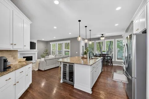 $600,000 | 13013 Bond Street, Overland Park, KS 66213