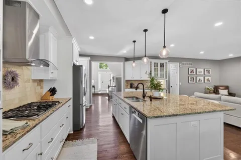 $600,000 | 13013 Bond Street, Overland Park, KS 66213