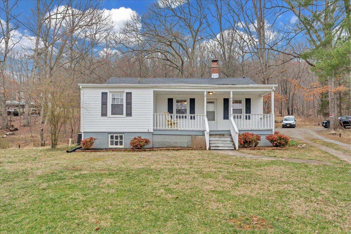 4439 Yellow Mountain Road Roanoke, VA 24014 - Photo 1 of 47 02-MIB04757