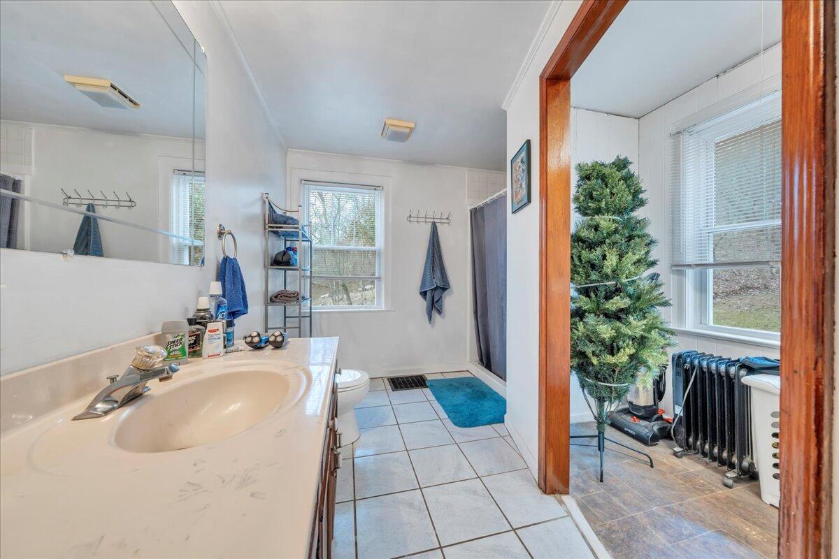4439 Yellow Mountain Road Roanoke, VA 24014 - Photo 20 of 47 20-MIB04649