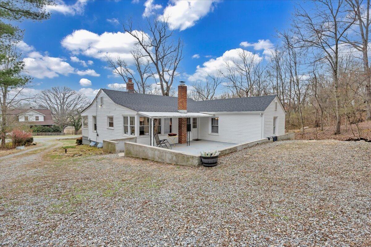 4439 Yellow Mountain Road Roanoke, VA 24014 - Photo 27 of 47 27-MIB04709