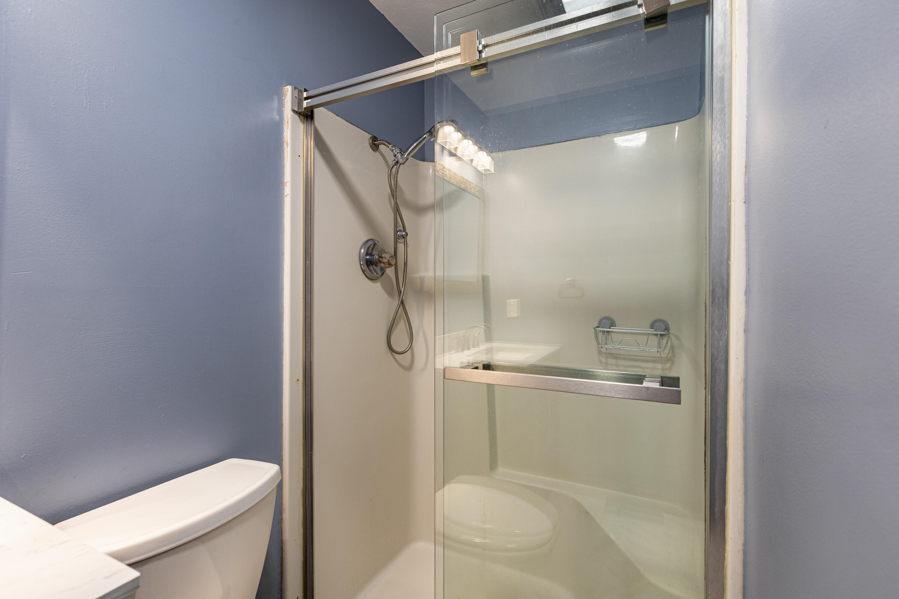 1417 North Bend Road Hebron, KY 41048 - Photo 24 of 42 Primary En-Suite Bathroom