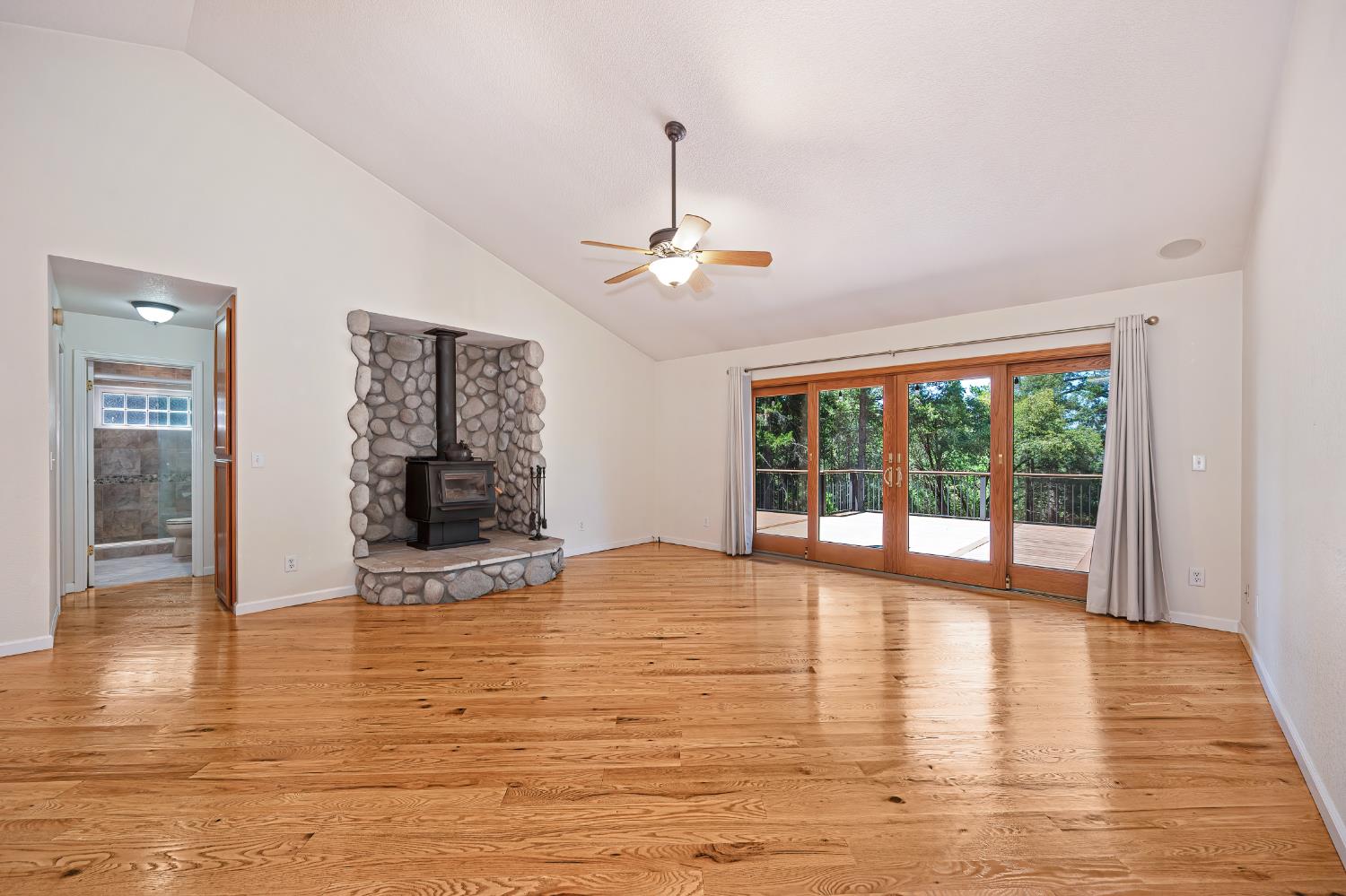 25990 Ridgeview Court Colfax, CA 95713 - Photo 17 of 64