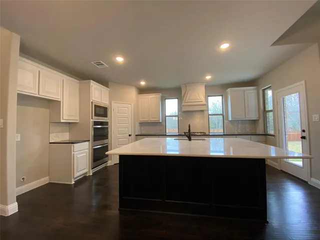 $499,990 | 550 Aldred Street, Greenville, TX 75401