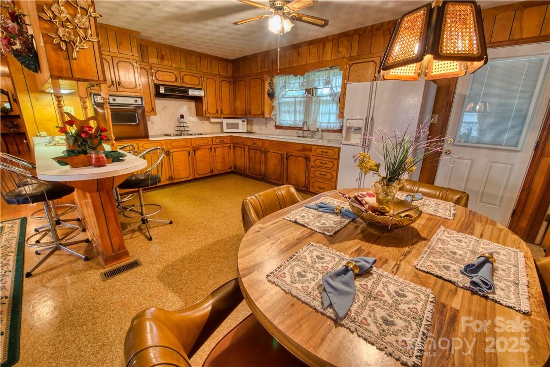 2083 Collinsville Road Columbus, NC 28722 - Photo 16 of 26 Gallery Image 16
