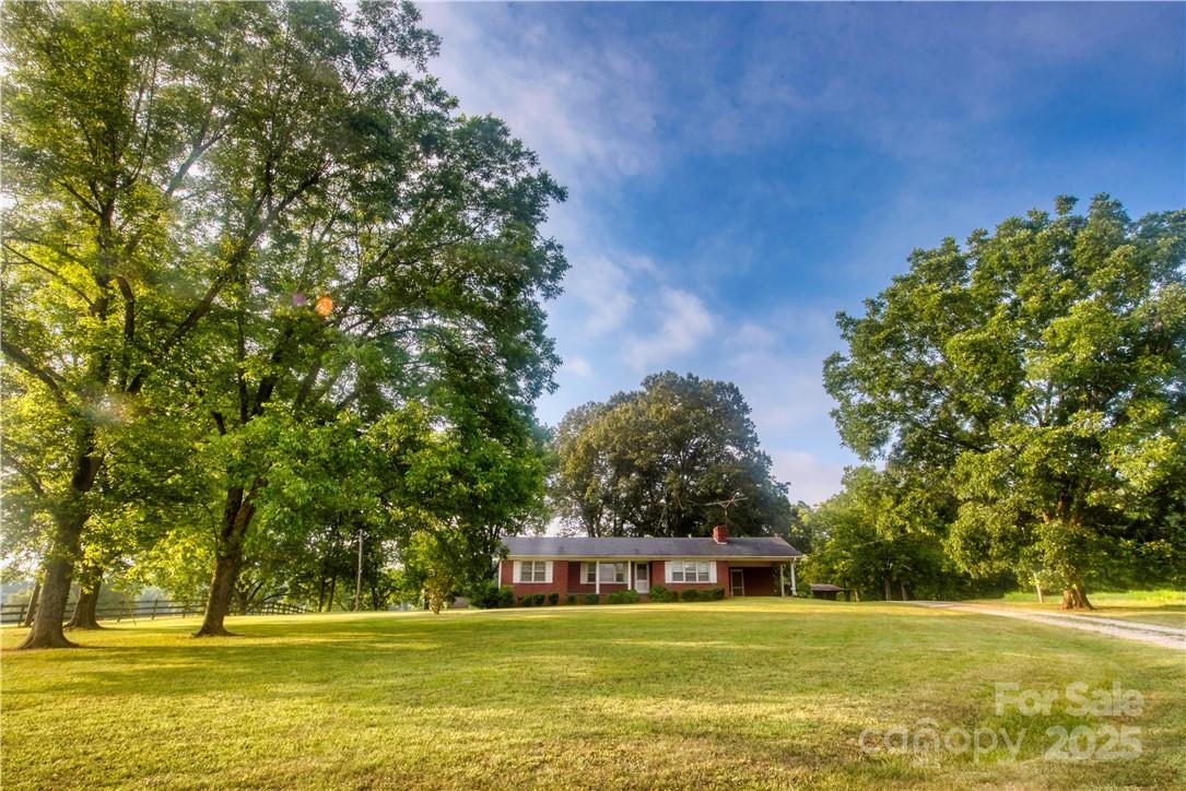 2083 Collinsville Road Columbus, NC 28722 - Photo 3 of 26 Gallery Image 3