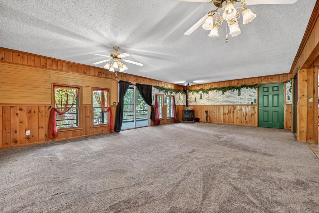 111 Candlewood Lane Blue Ridge, GA 30513 - Photo 35 of 57
