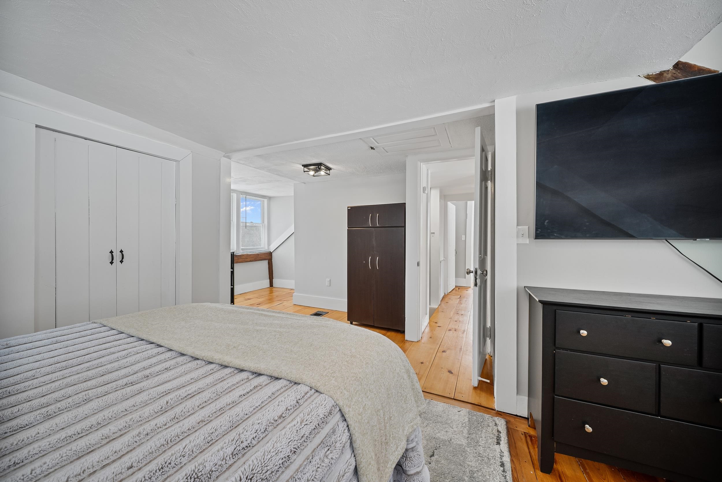 190 New Hampshire Rte 103 Warner, NH 03278 - Photo 15 of 35