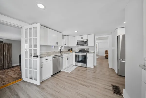 $440,000 | 190 New Hampshire Rte 103, Warner, NH 03278