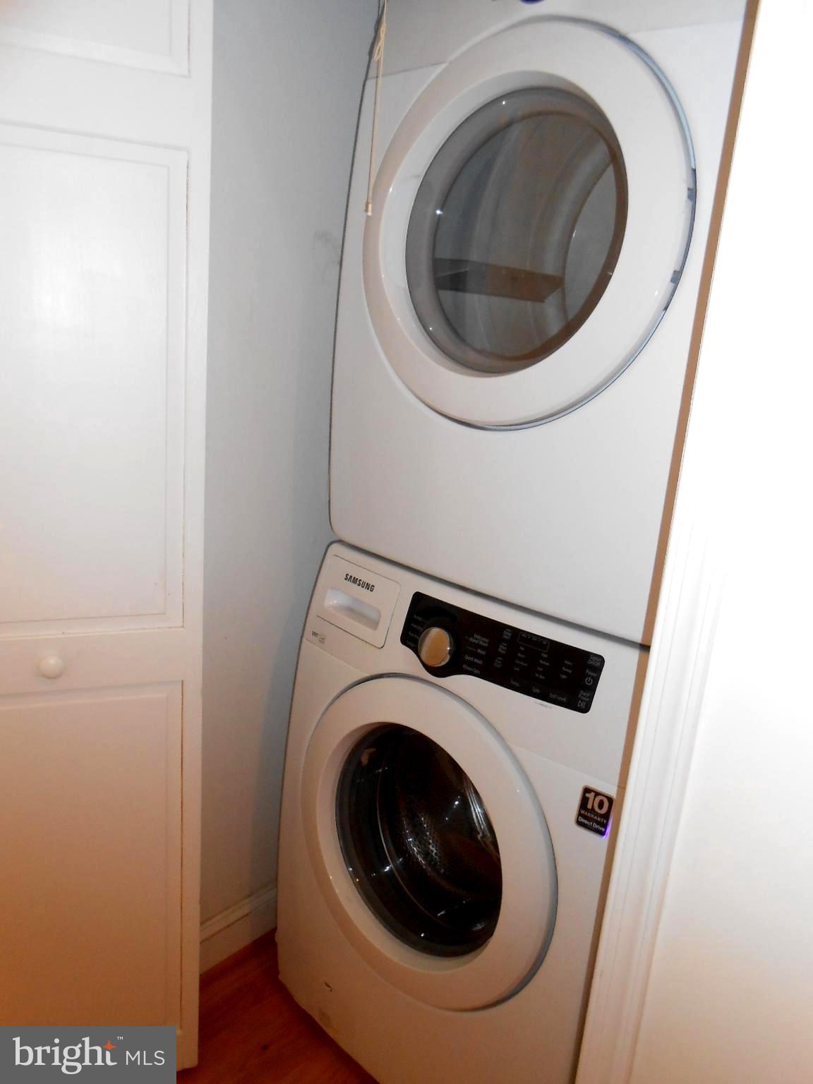1706 Fleet Street, Unit 2 Baltimore, MD 21231 - Photo 11 of 13 Washer /Dryer