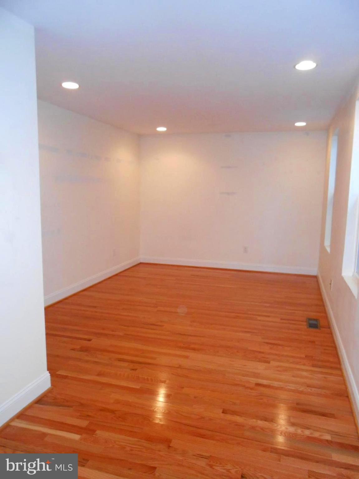 1706 Fleet Street, Unit 2 Baltimore, MD 21231 - Photo 12 of 13 Bedroom 3