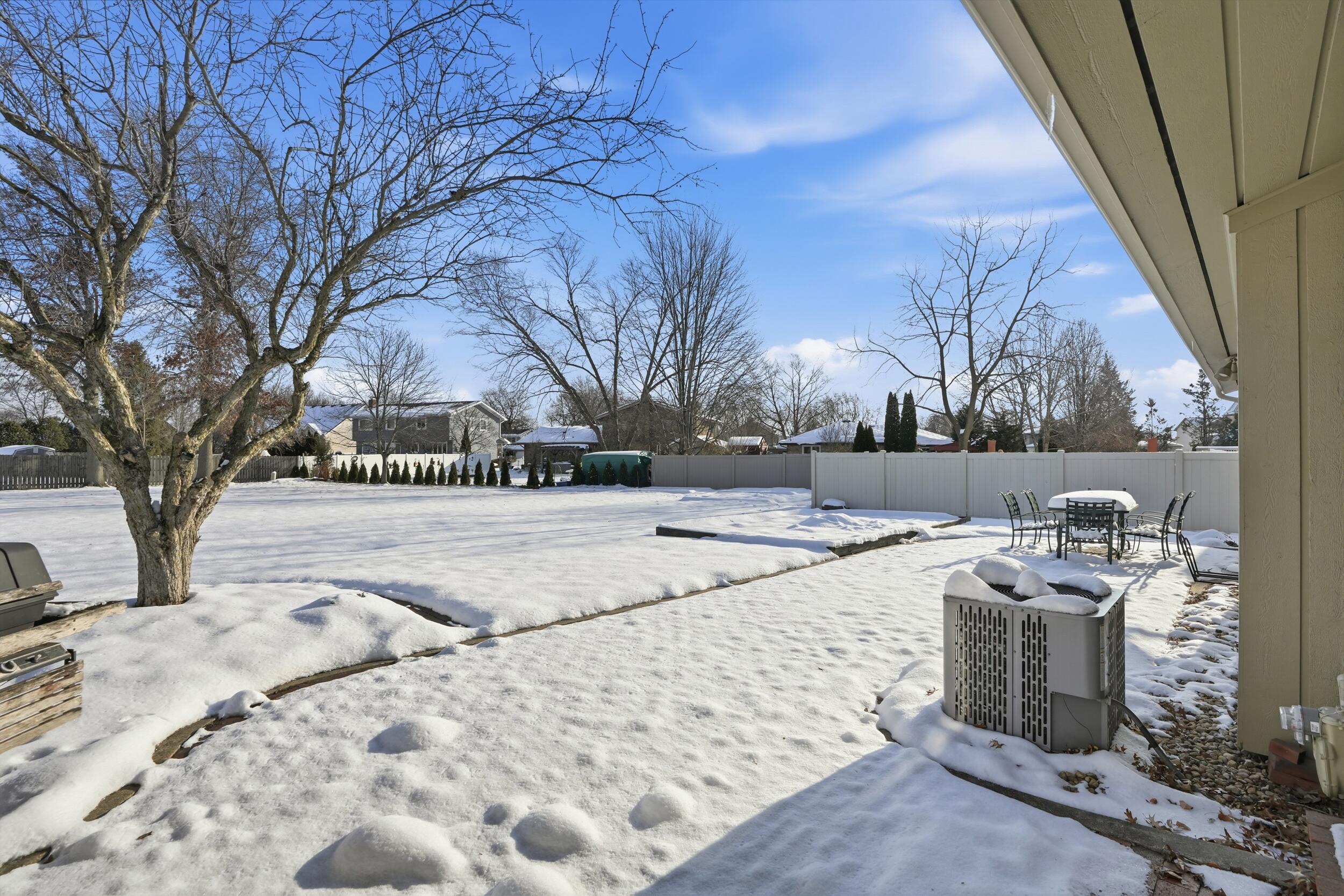 10023 Redbud Road Munster, IN 46321 - Photo 31 of 34 2500x1667