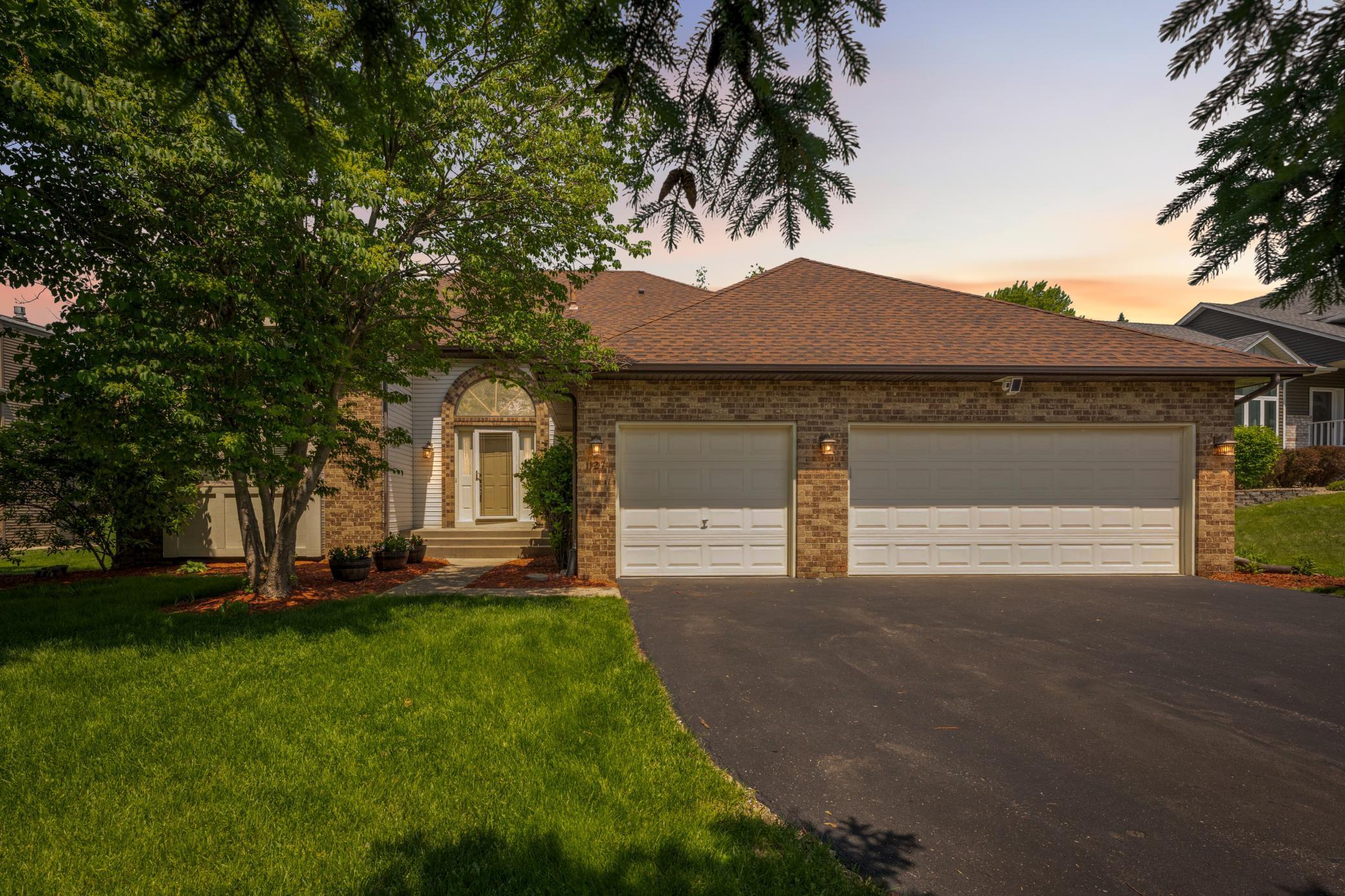 1127 Ridge Bluff Drive Chaska, MN 55318 - Photo 1 of 1 Gallery Image 1
