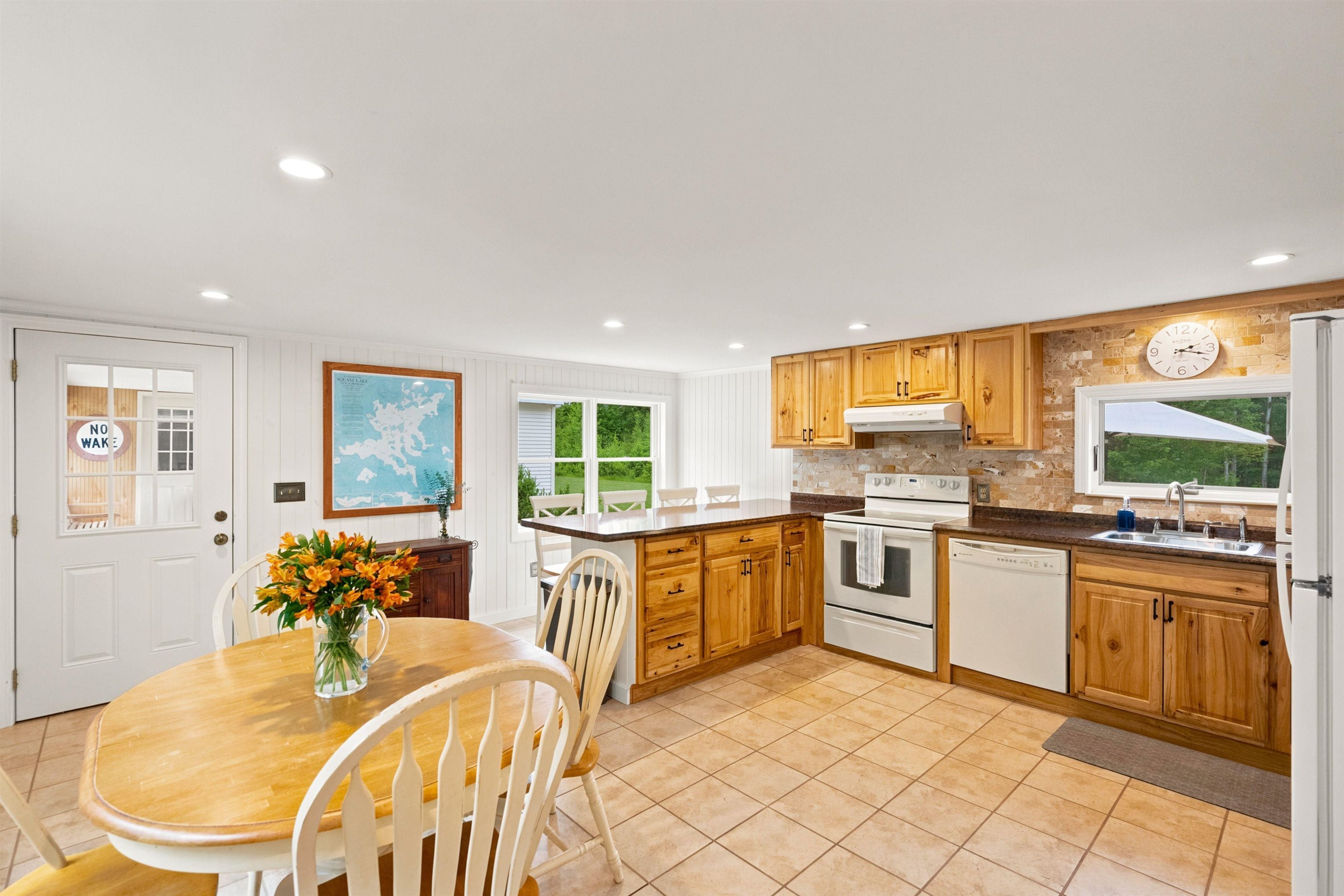148 East Holderness Road Holderness, NH 03245 - Photo 14 of 40