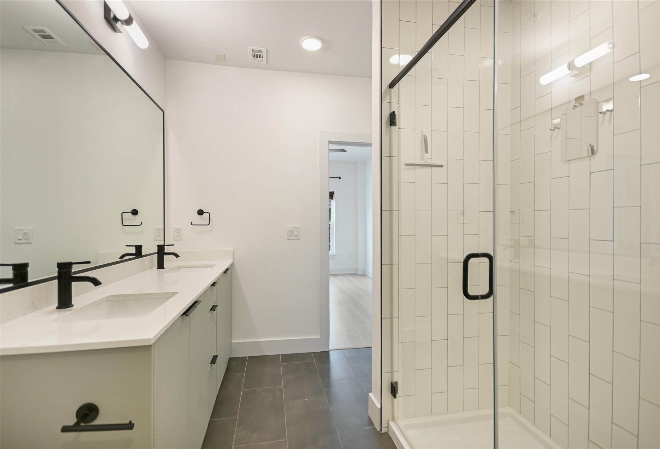 2500 Longview Street, Unit 318 Austin, TX 78705 - Photo 15 of 39