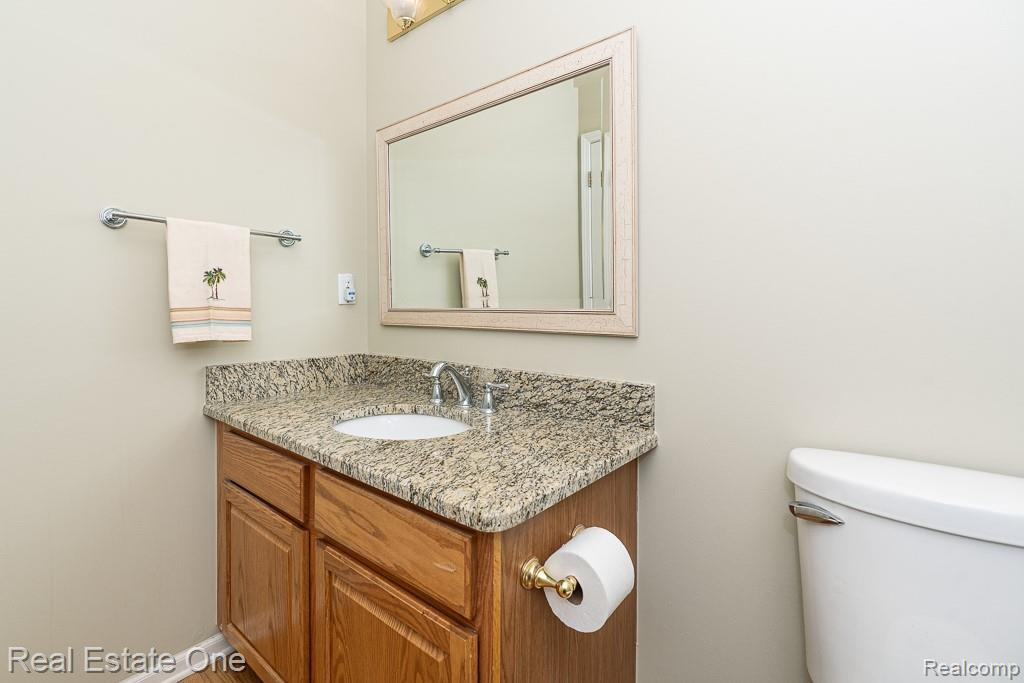 730 Woodfield Way Rochester Hills, MI 48307 - Photo 34 of 58