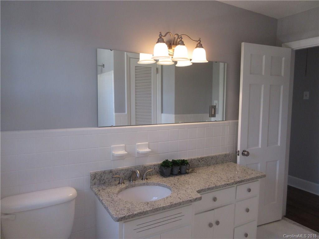3433 Woodleaf Road, Unit 12 Charlotte, NC 28205 - Photo 21 of 27 Gallery Image 21