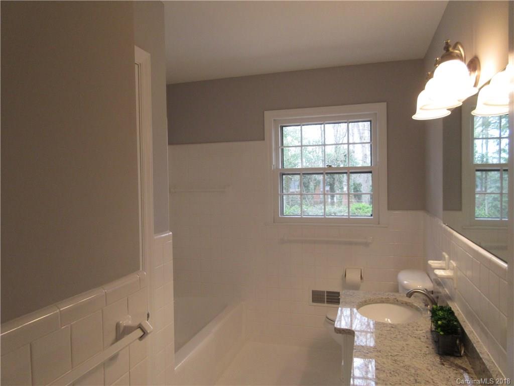 3433 Woodleaf Road, Unit 12 Charlotte, NC 28205 - Photo 22 of 27 Gallery Image 22