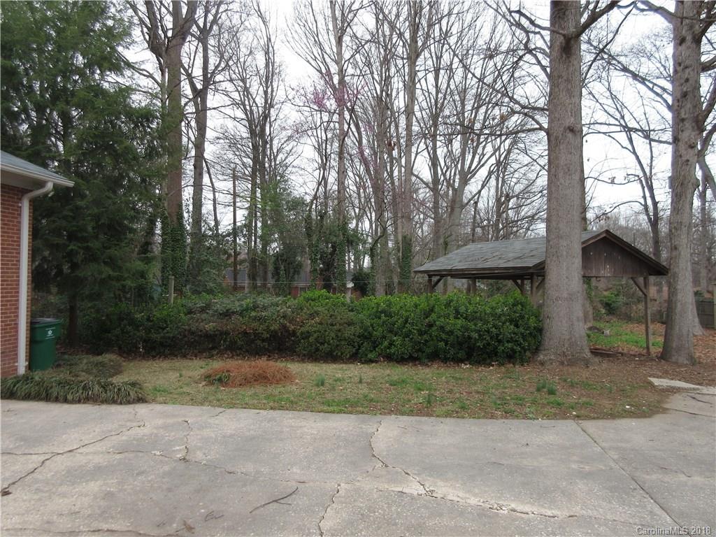 3433 Woodleaf Road, Unit 12 Charlotte, NC 28205 - Photo 7 of 27 Gallery Image 7