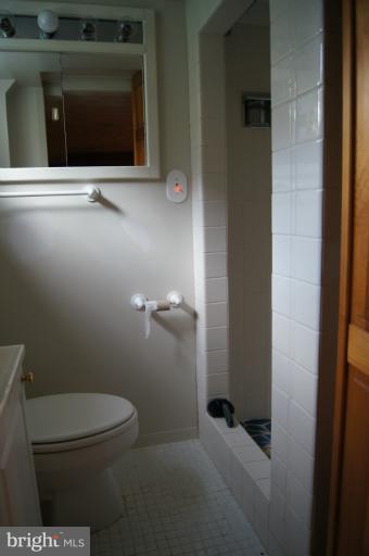 1812 Loch Shiel Road Baltimore, MD 21286 - Photo 12 of 30 Full bath in lower level for first floor apartment