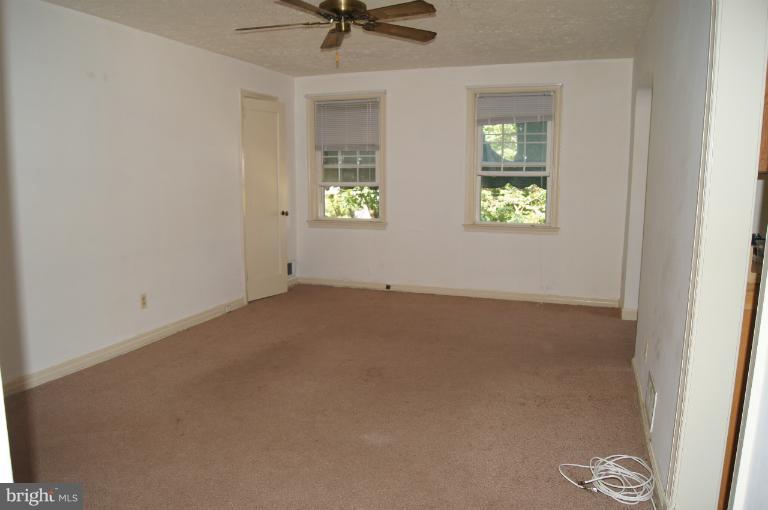 1812 Loch Shiel Road Baltimore, MD 21286 - Photo 13 of 30 Second floor apartment living room