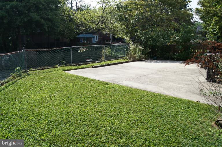 1812 Loch Shiel Road Baltimore, MD 21286 - Photo 25 of 30 Patio