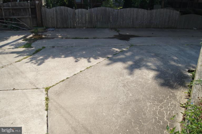 1812 Loch Shiel Road Baltimore, MD 21286 - Photo 27 of 30 Parking pad number one