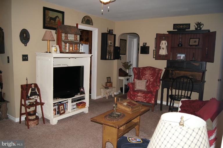 1812 Loch Shiel Road Baltimore, MD 21286 - Photo 29 of 30 Another view of living room for first floor apartm